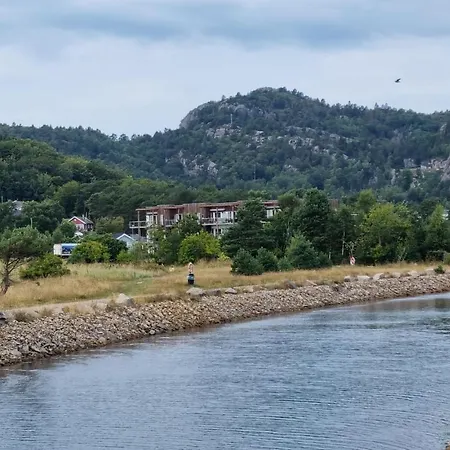 5 Bedroom Amazing In Holiday home *