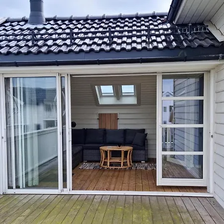 5 Bedroom Amazing In *