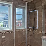 5 Bedroom Amazing In *